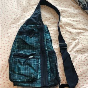 Thirty one sling back bag